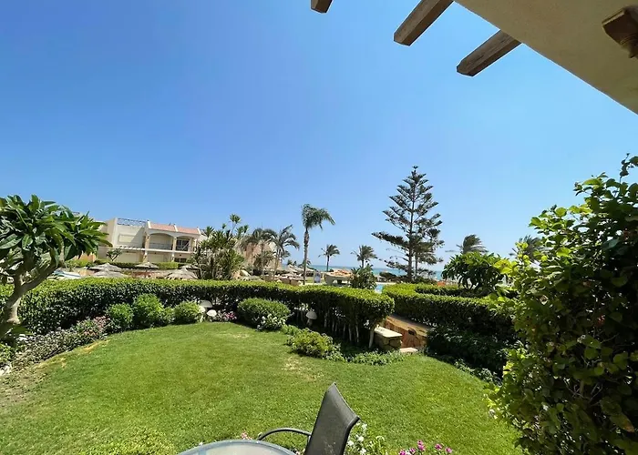 Arej Beachside Apartment *